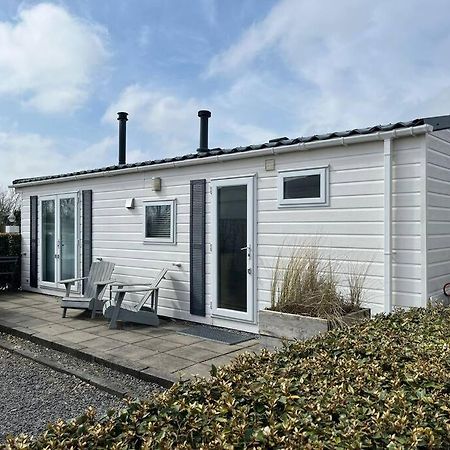 Chalet + Tiny House Nabij Strand Petten Exterior photo